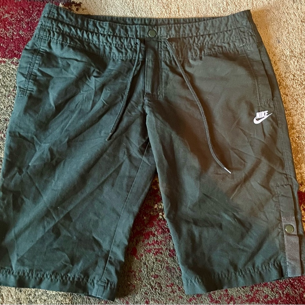 Nike Sportswear Knee High Shirts